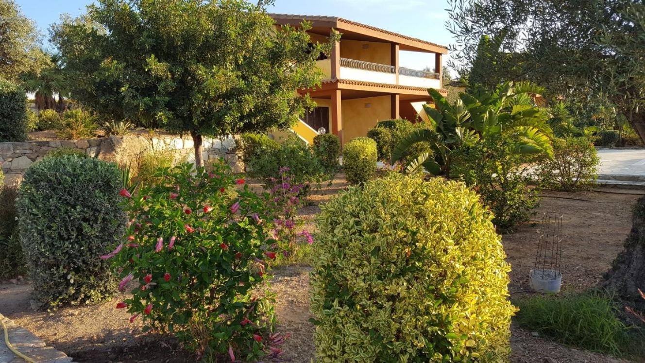 Appartamento In Splendido E Riservato Villaggio, Marina Di Тертения Экстерьер фото